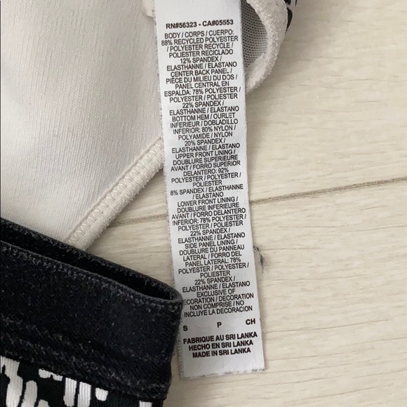 Nike sports bra - Picture 3 of 3